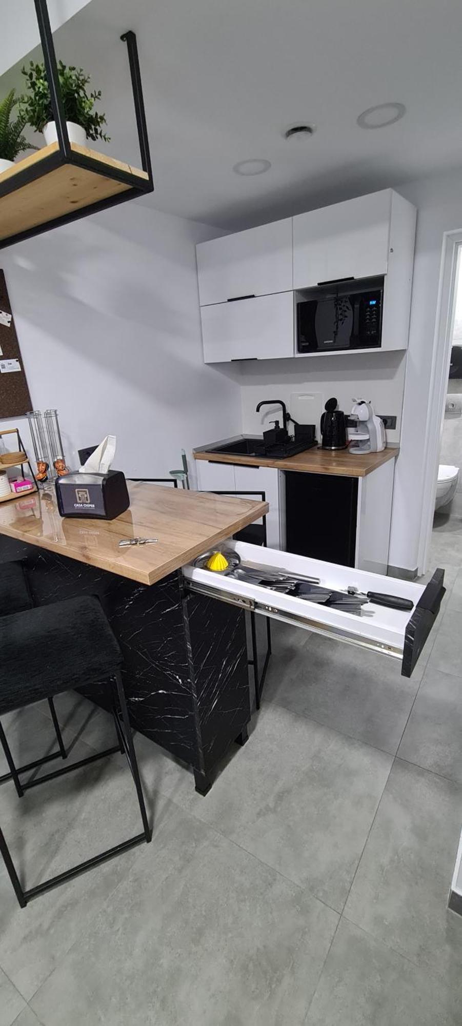 Casa Chiper - Apartament Etaj 1 Brasov Bagian luar foto